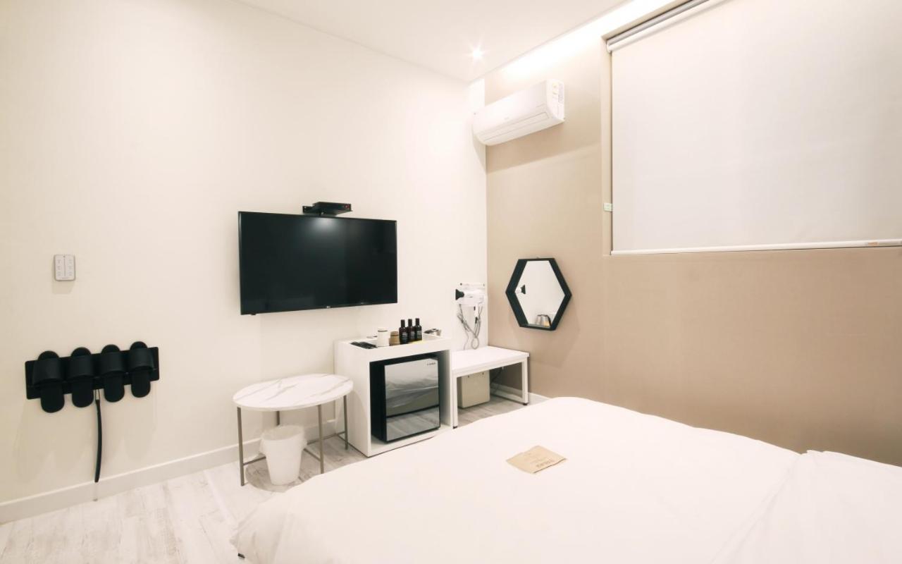 Hotel Yam Yeosu Hakdong Eksteriør bilde
